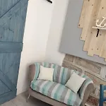 Summer House *